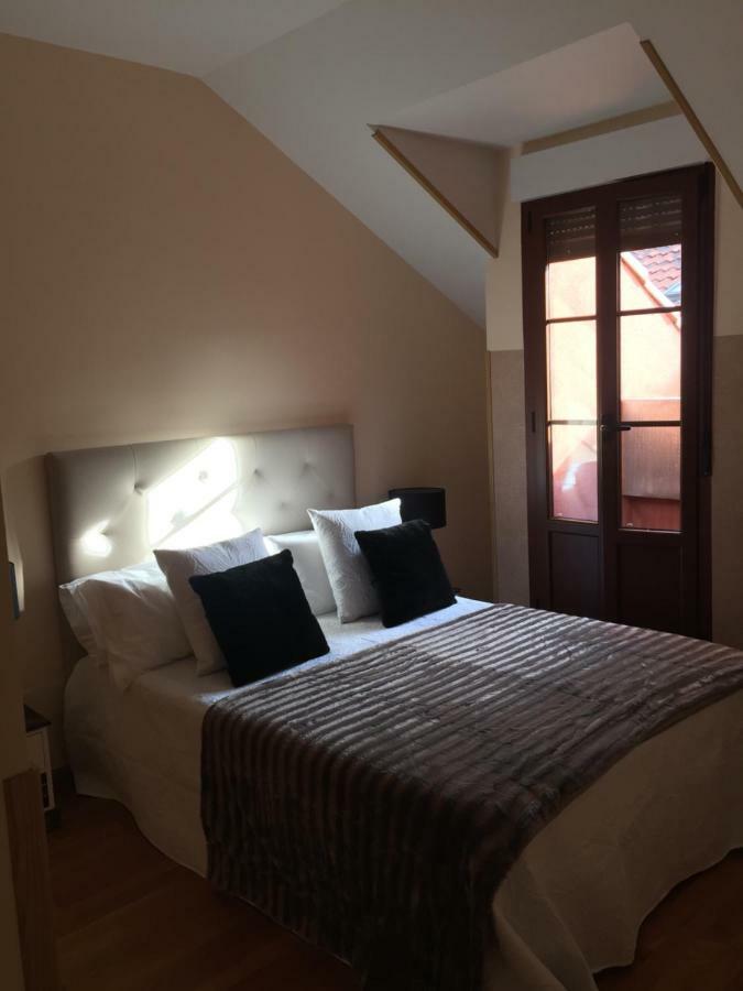 Apartamento Conde Luna เลออน ภายนอก รูปภาพ