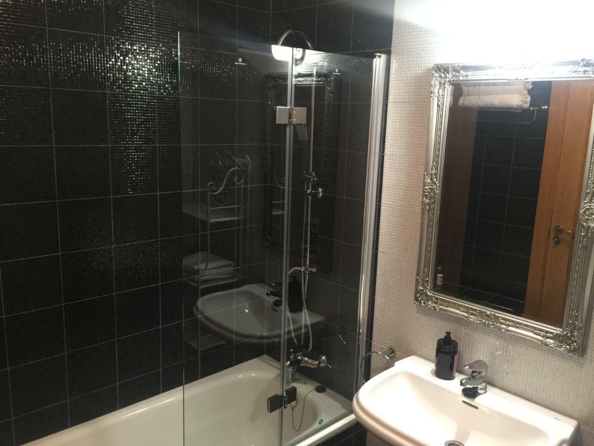 Apartamento Conde Luna เลออน ภายนอก รูปภาพ